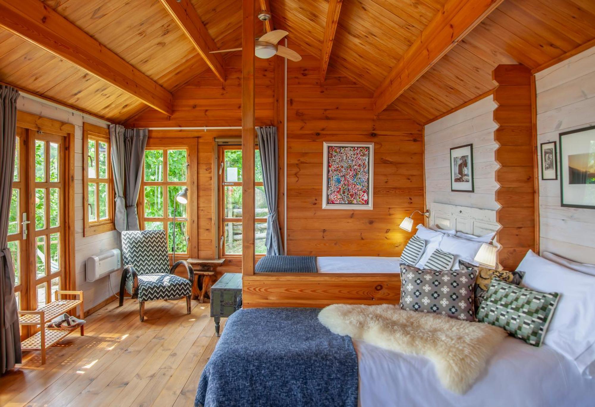 Pian Del Mund Hotel Borgomale Bagian luar foto