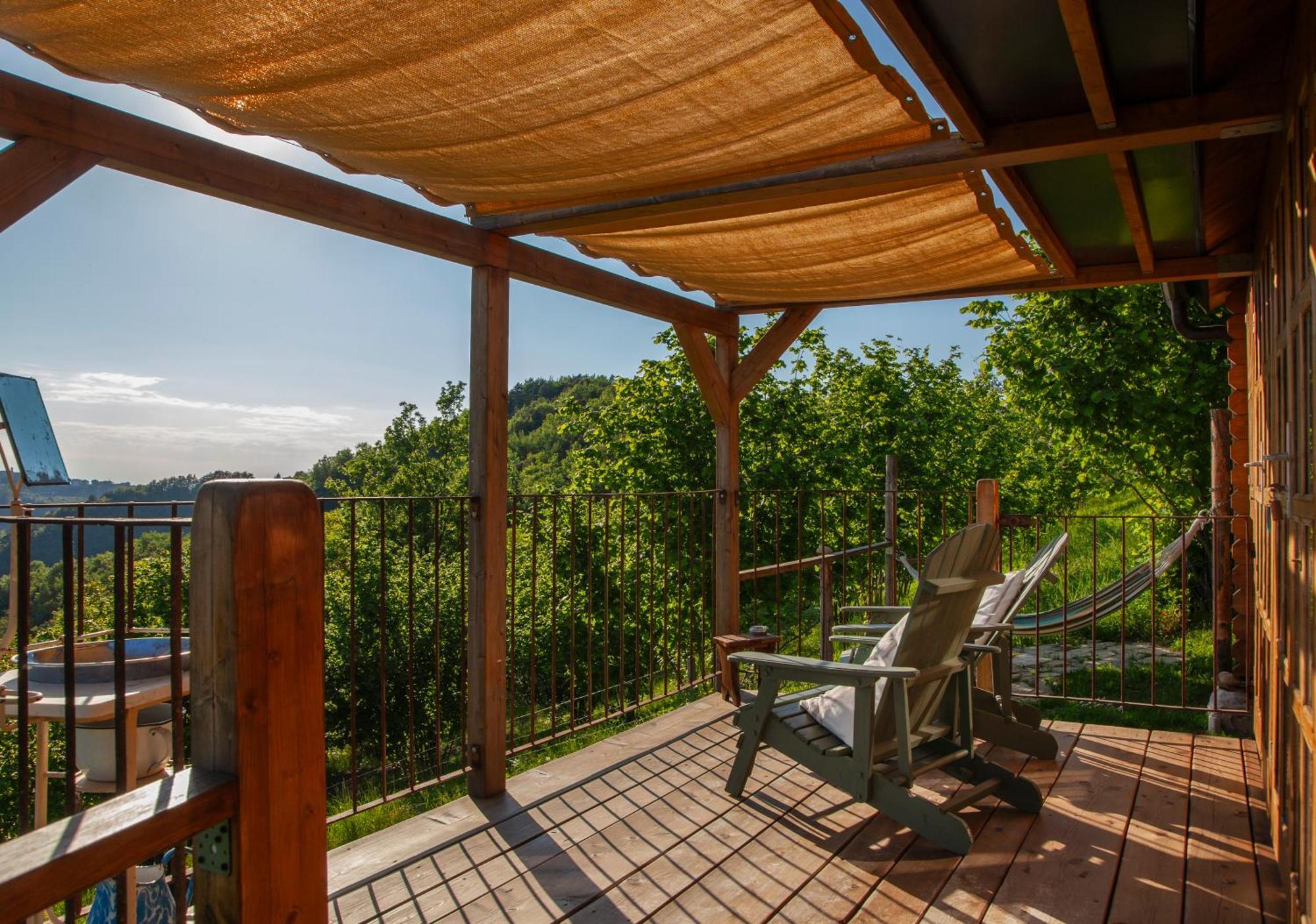 Pian Del Mund Hotel Borgomale Bagian luar foto